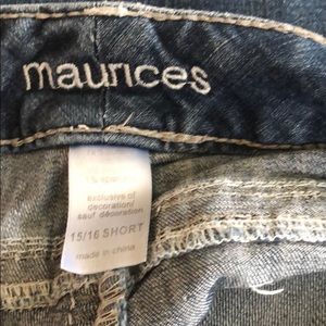 Maurices jeans